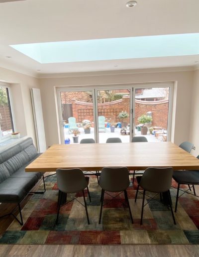 Quantum Table & Bench