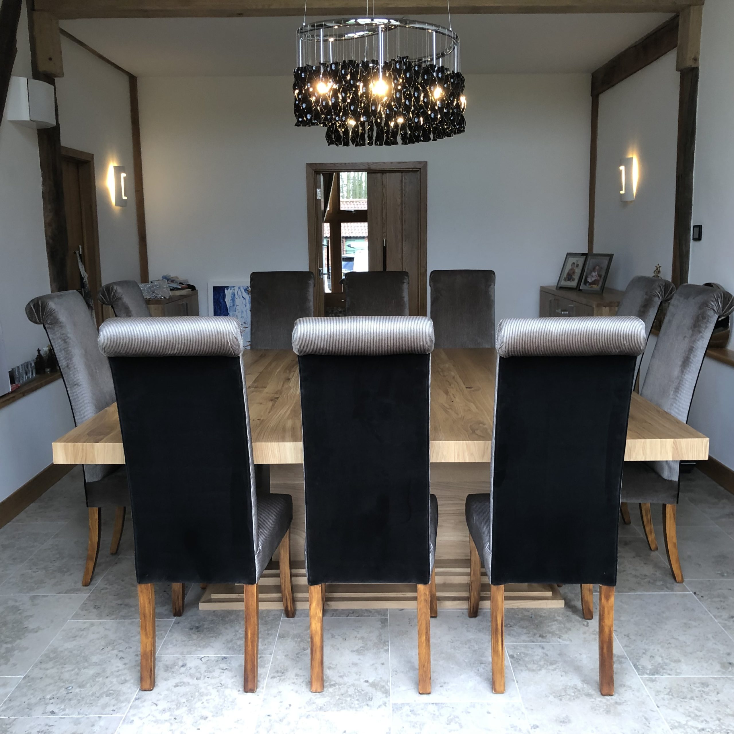 Quantum 2.1 x 2.1 Table