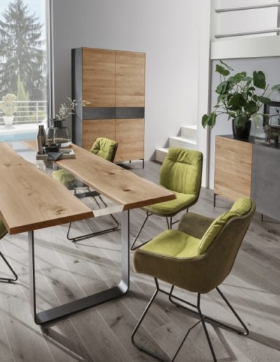Oak River Table with Black Anthracite Legs