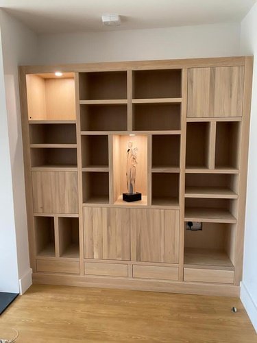 Display unit with LED remote downlights