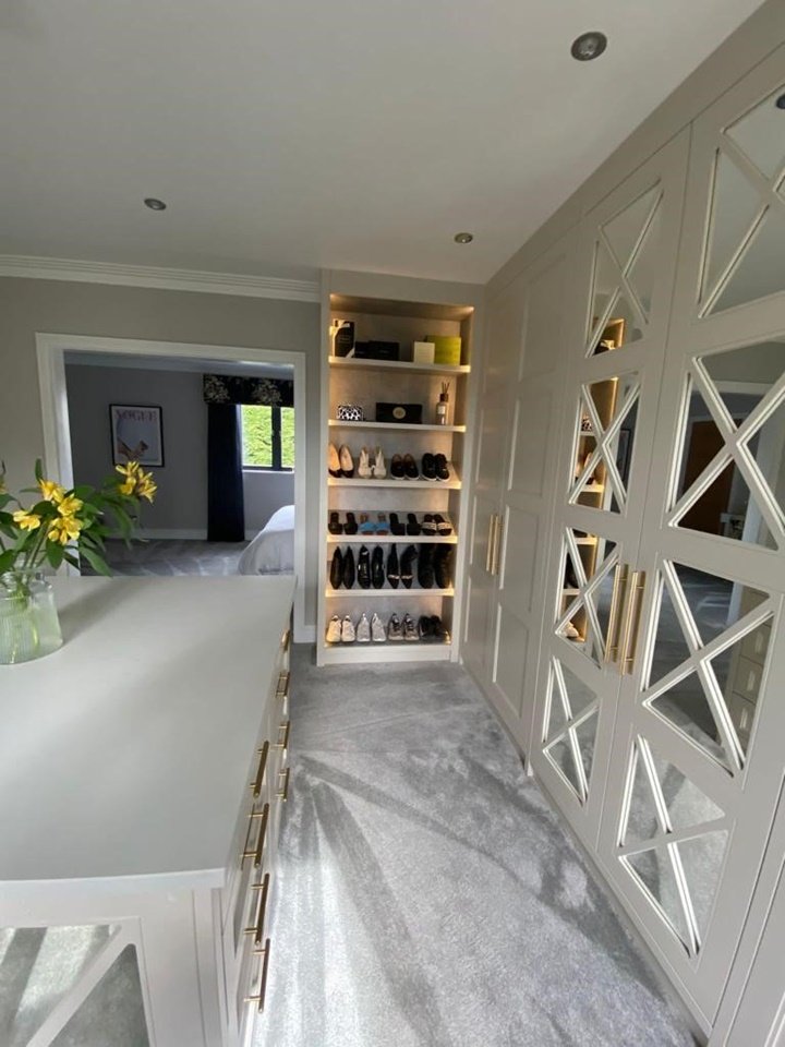 Shoe display cabinets